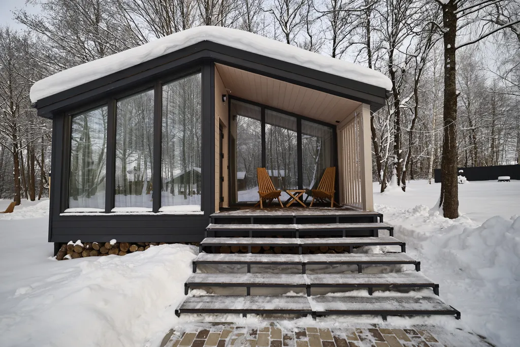 Коттедж Семейный домик в лесу — аренда посуточно в Малоярославец