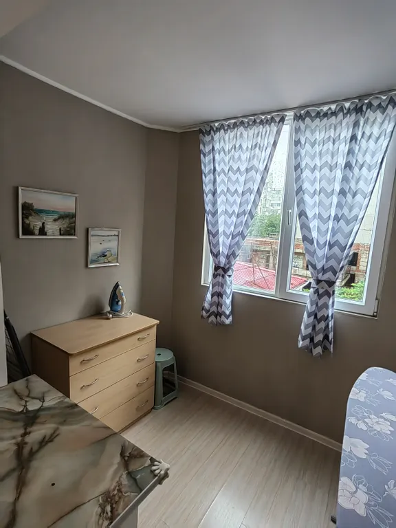 Трёхкомнатная квартира 15 минут до моря