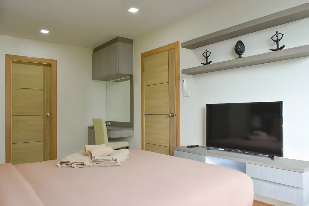 Уютная квартира для отпуска на первой линии с видом на бассейн