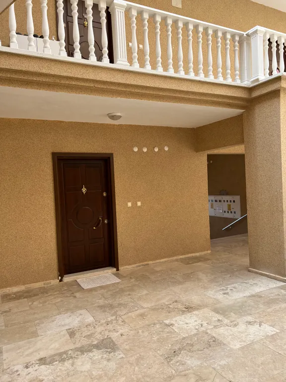 Уютная квартира в небольшом жилом комплексе с бассейном