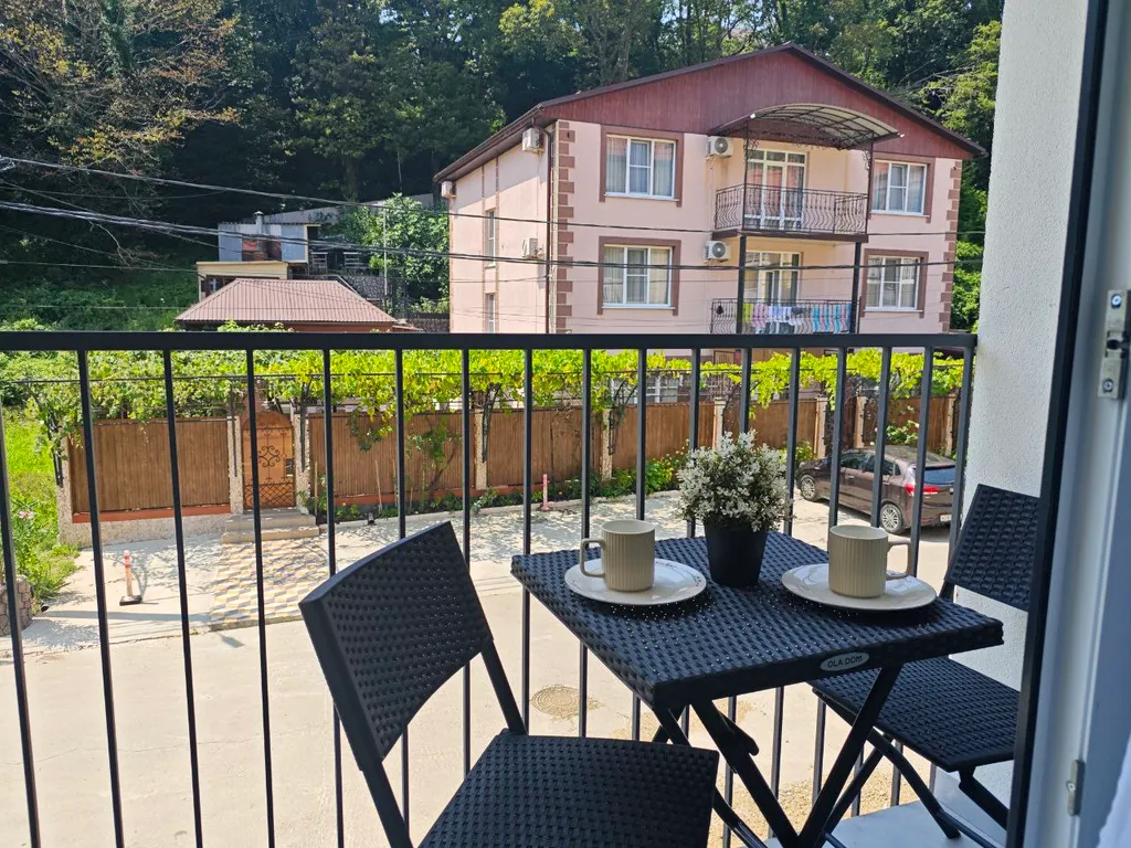 Студия в малоэтажном ЖК Агой Монако 18