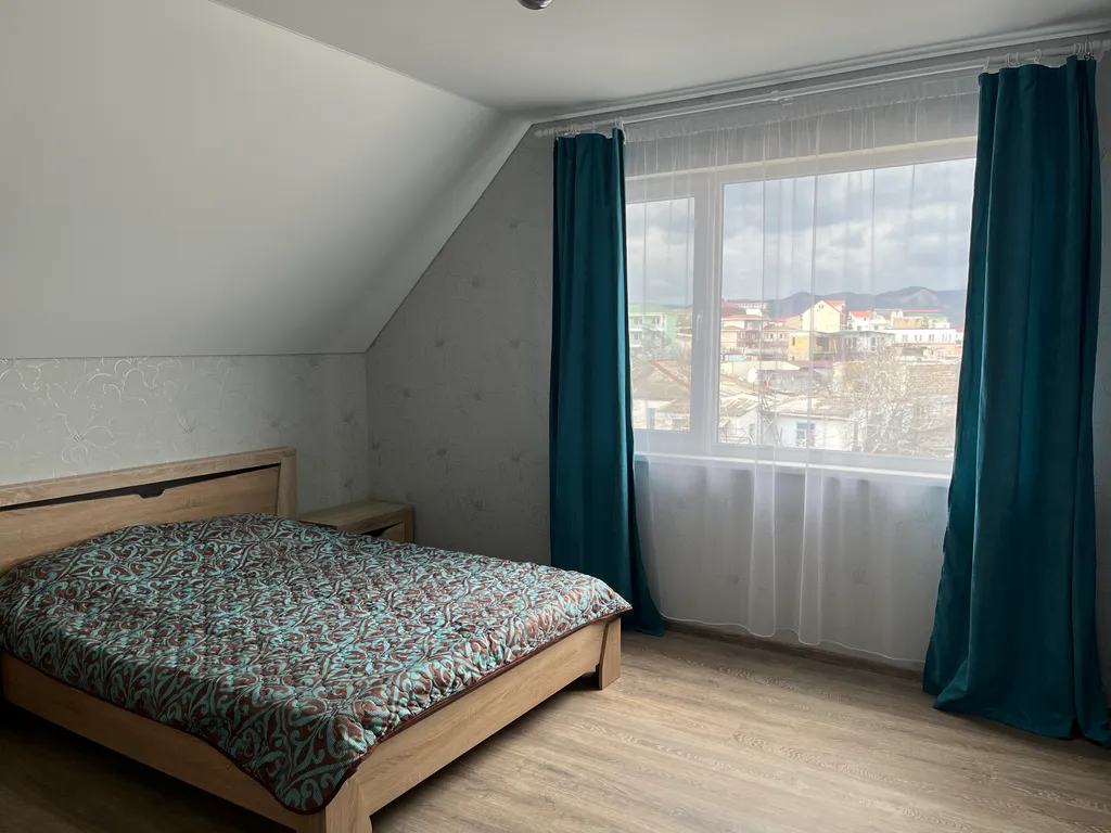 Номер на крыше Массандра на 3 этаже