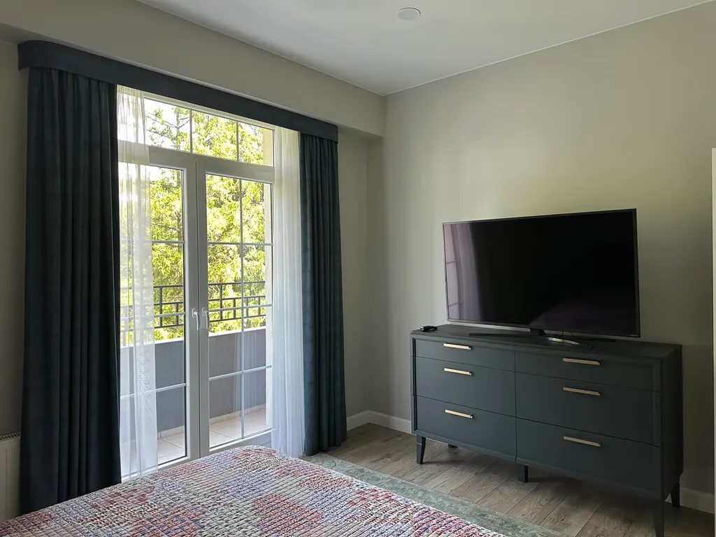 Штольц 2-ух комнатные апартаменты 75м