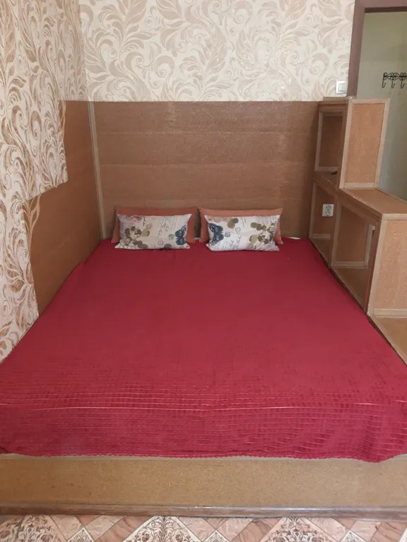 Уютная теплая квартира в центре города — аренда посуточно в Нижневартовск