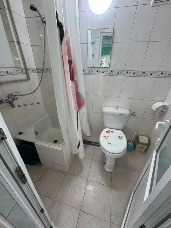 Первый этаж дома, до моря 10 минут по прямой