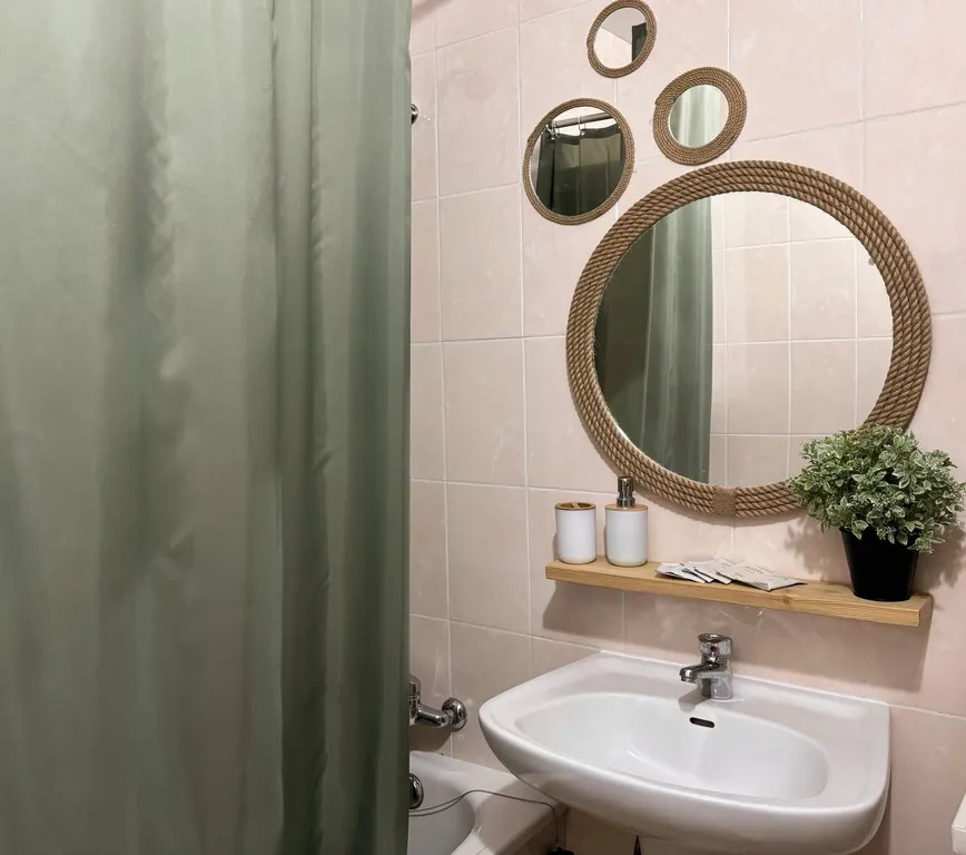 Двухкомнатная с видом на горы