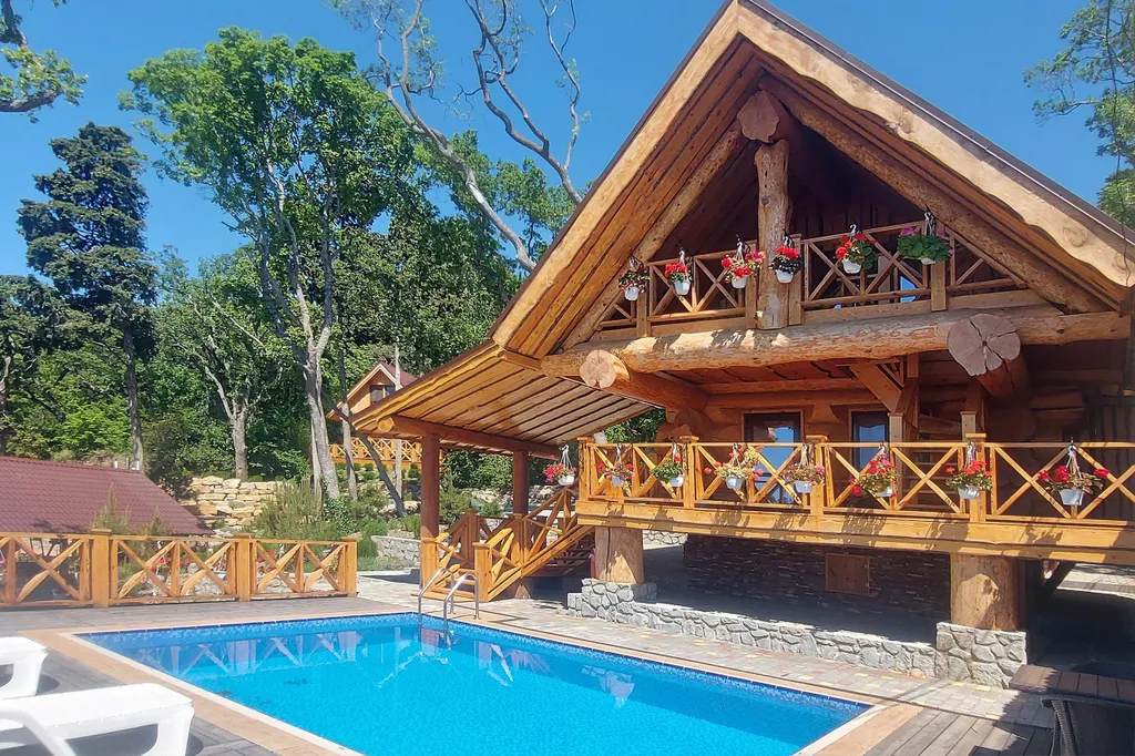 Коттедж Дом - сруб с видом на море — аренда посуточно в Отрадное