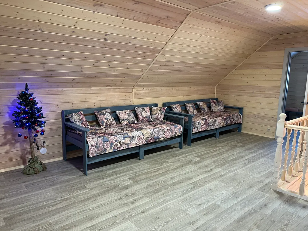 Коттедж Дом с видом на реку — Верховье