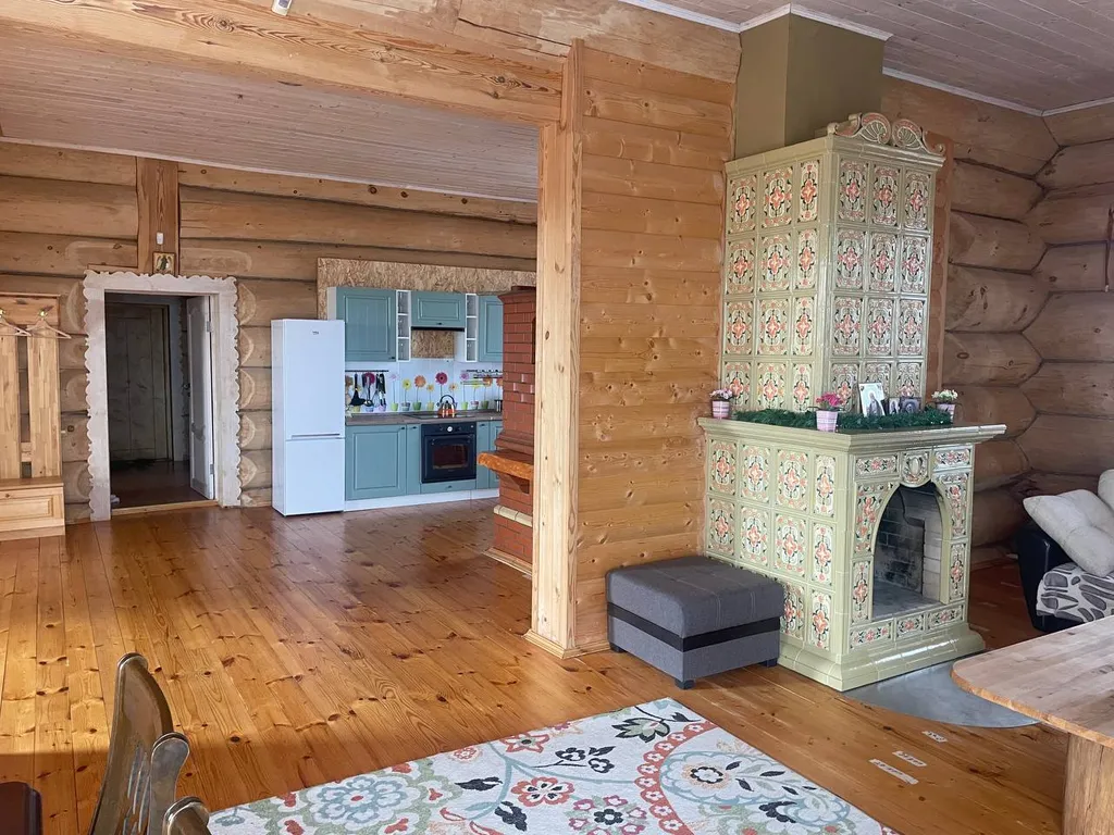 Дом из сибирского кедра с баней