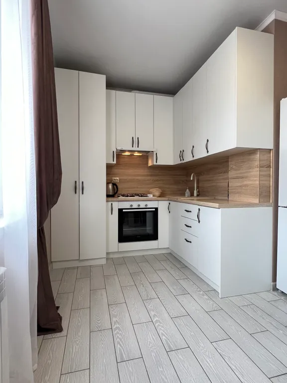 Уютная квартира в центре города Туапсе с видом на Чёрное море