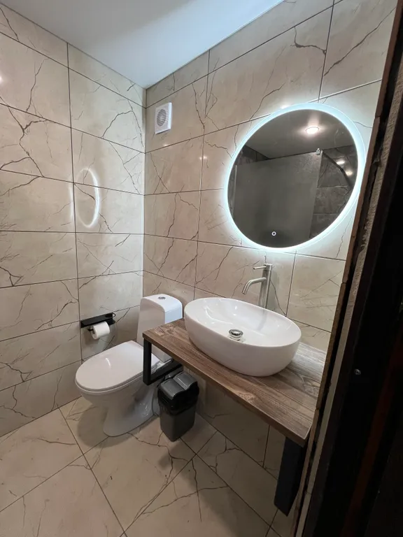 Коттедж Люкс домик — Гагра