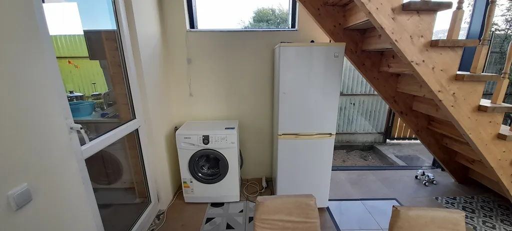 Коттедж Домик для отпуска с баней на дровах и уличным бассейном — Зеленоградск