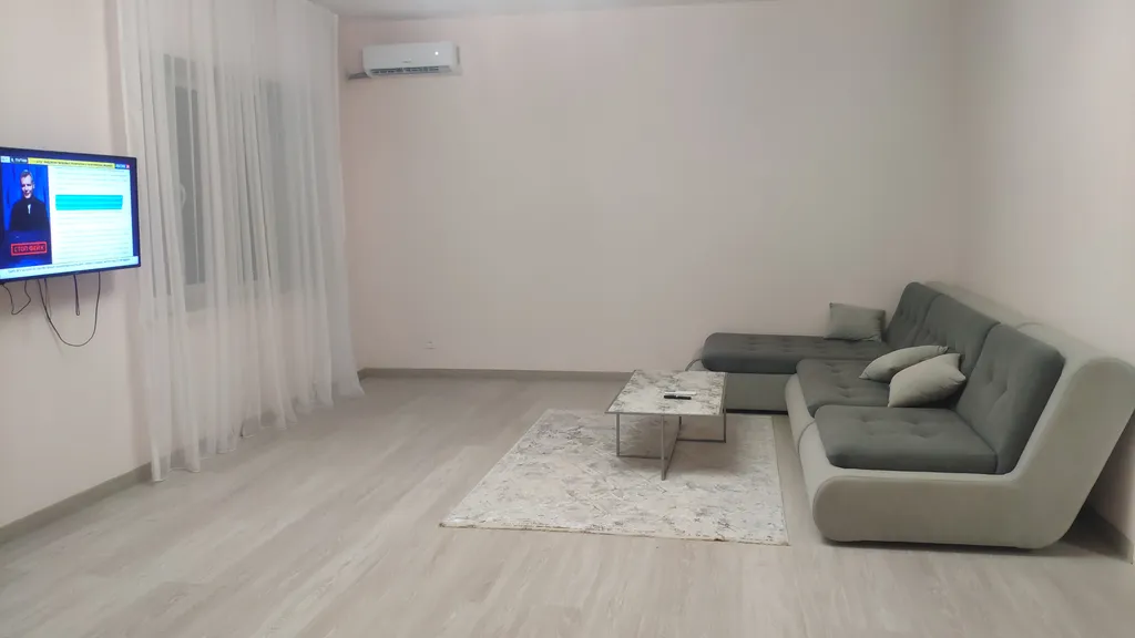 Уютный 2-этажный дом недалеко от моря до 9 гостей.