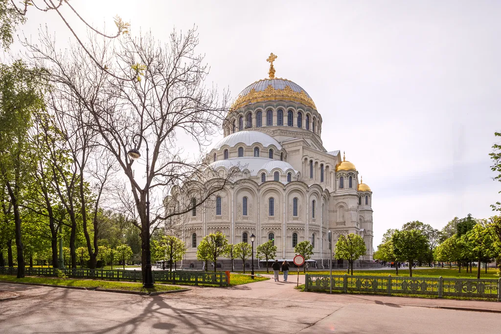 Квартира Prudius Apart двухкомнатная квартира с видом на Морской Собор — Кронштадт