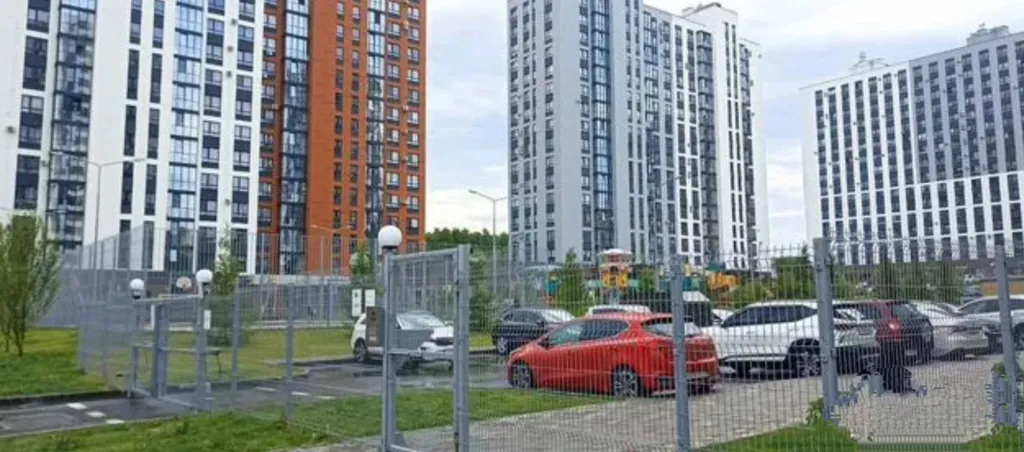 Хорошая квартира в престижном жилом комплексе Ньютон