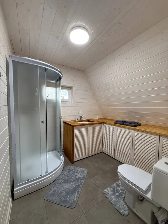 Домик у реки пра: баня под звёздами, тишина и лесные тропы