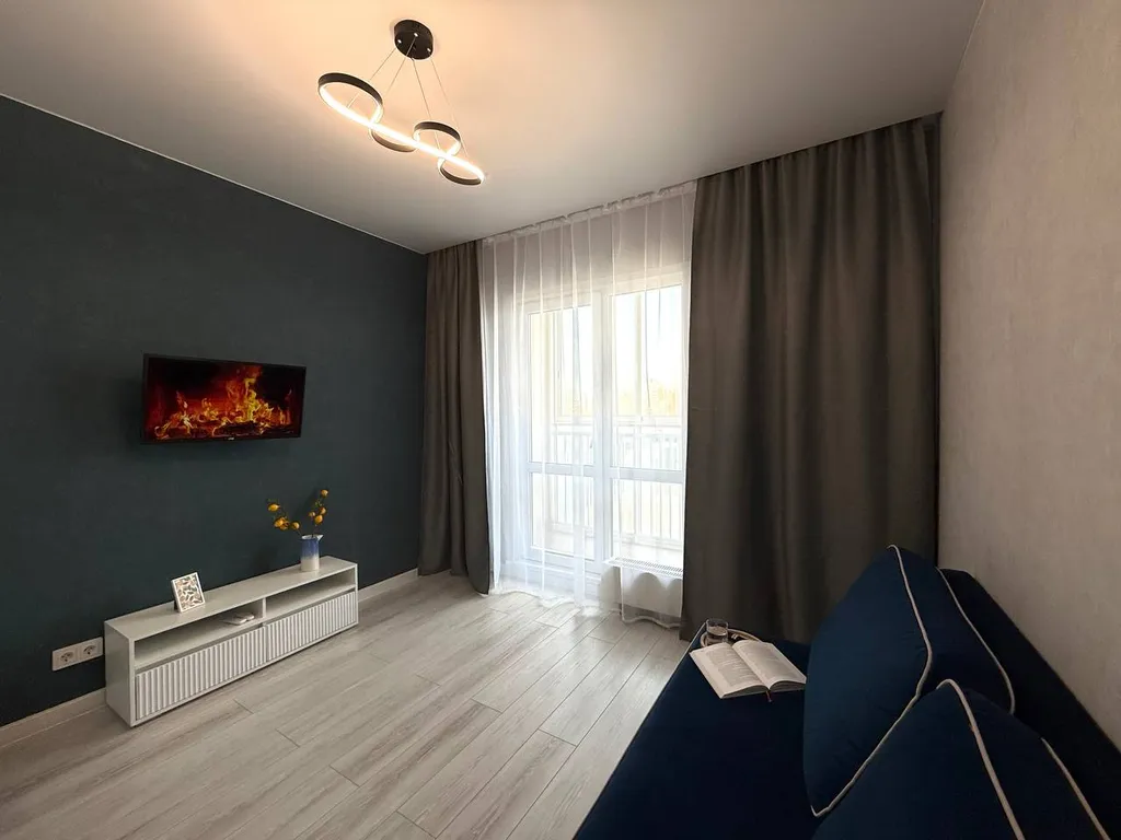 Просторная дизайнерская квартира возле аквапарка