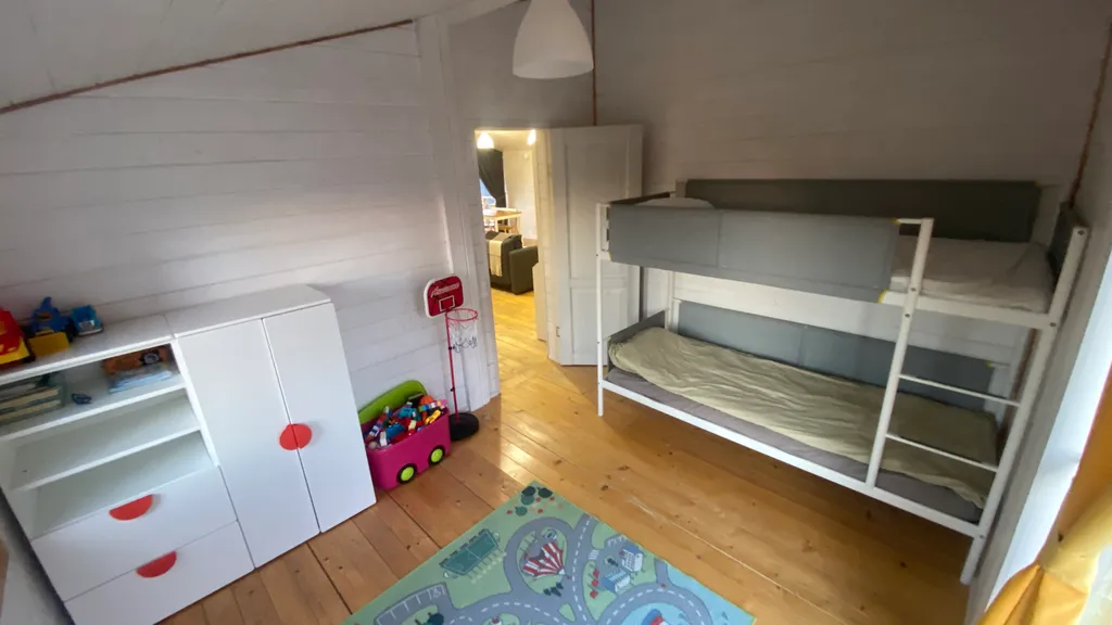 Домик на море