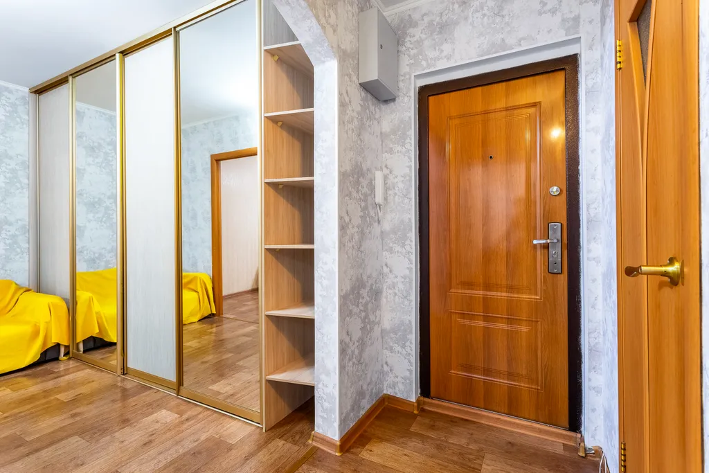 Уютная квартира около ТРЦ Кристалл