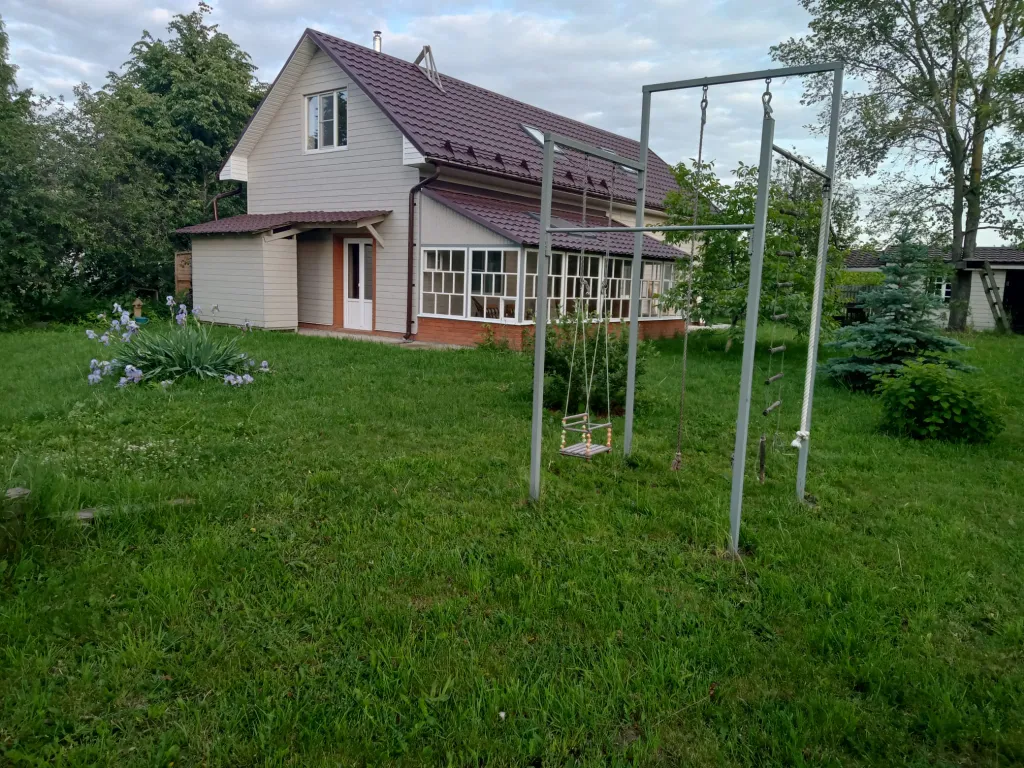 Коттедж Красивый дом в деревне — аренда посуточно в Рыбное