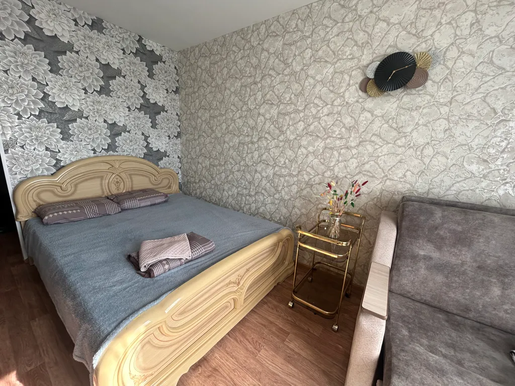 Квартира Две двуспальные кровати с ортопедич. Подушками, раздельные комнаты — аренда посуточно в Мариинск