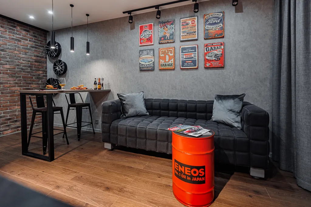 Апартаментs Гараж - холостяцкий люкс в самом центре