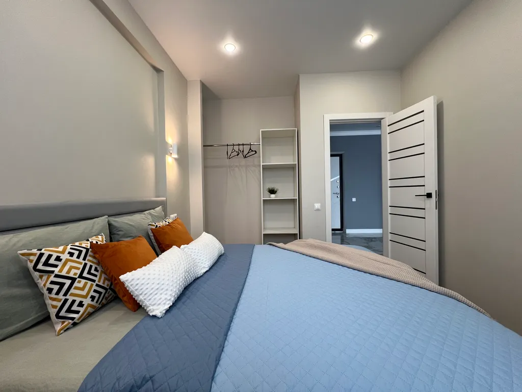 1 к.кв. в 20 минутах езды от центра не берем оплату за уборку