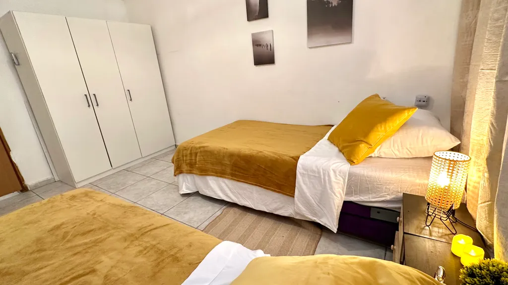 Потрясающие 2-комнатные апартаменты на берегу моря