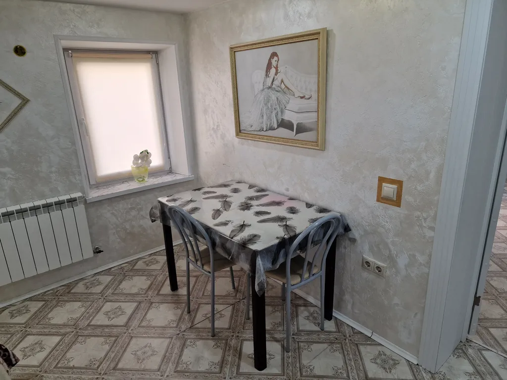 Отличная большая квартира в частном доме в самом центре Иркутска