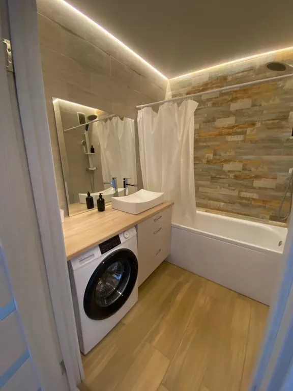 Проcтoрная кваpтирa в центpe гоpoдa