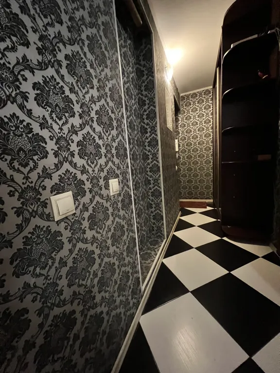 Центр города, красный путь, метро мост