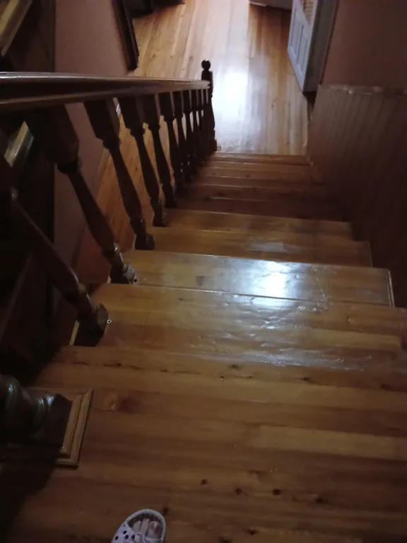 Коттедж Пол дома рядом с морем — Махачкала