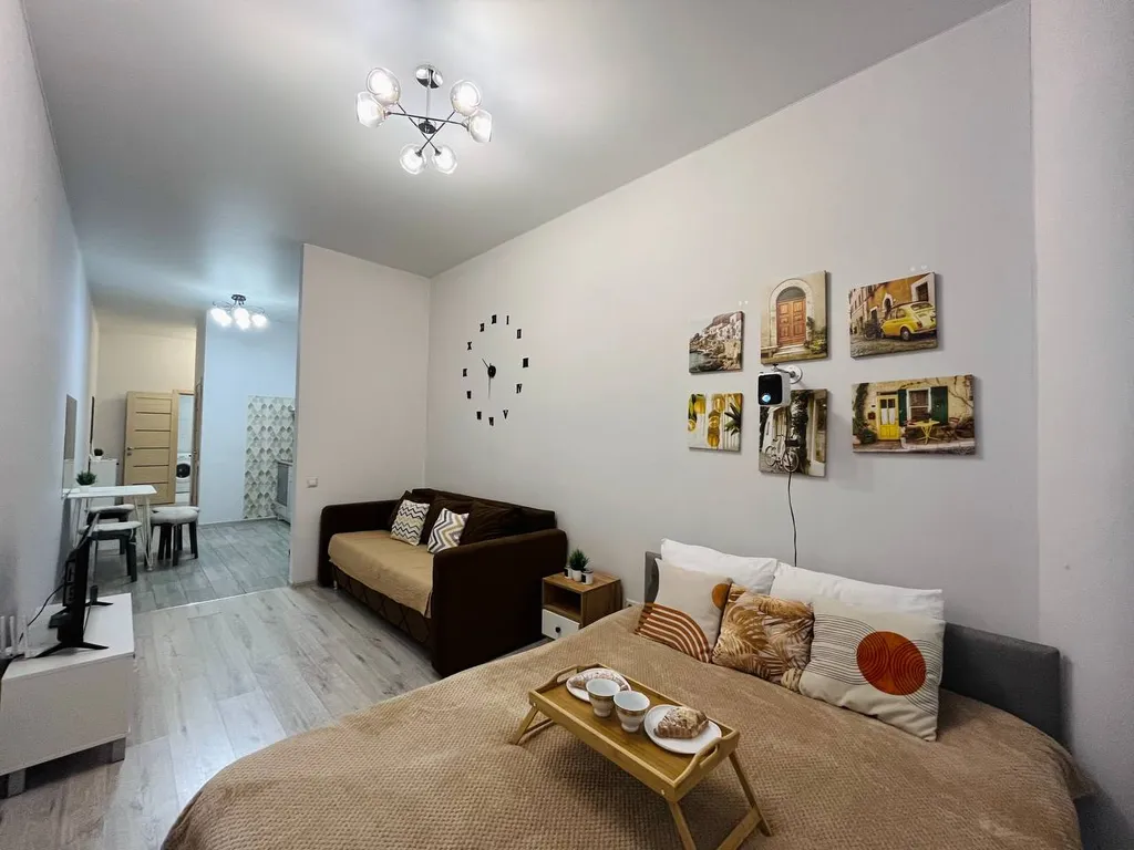 Просторная четырехместная квартира рядом у ТЦ Галерея