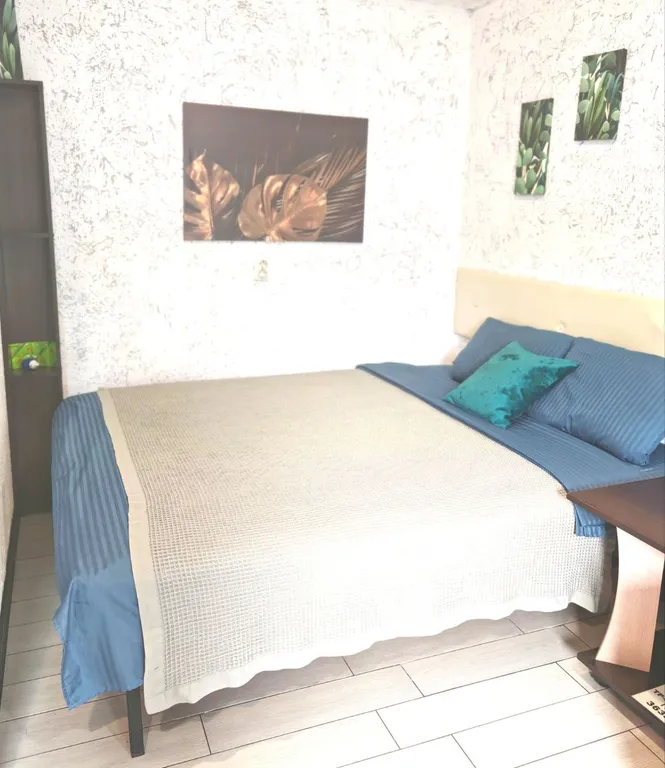 Коттедж Дом в городе с зоной барбекю — аренда посуточно в Екатеринбург