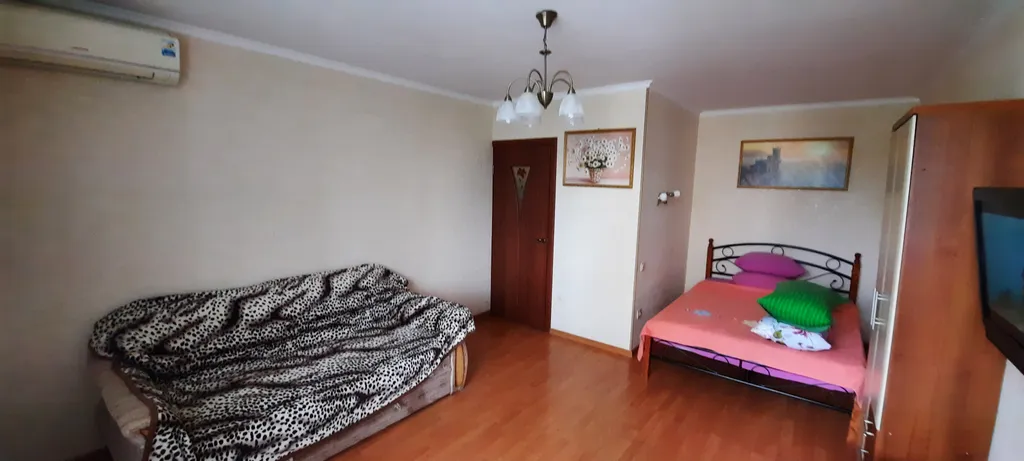 Квартира 1-комнатная Квартира — Евпатория