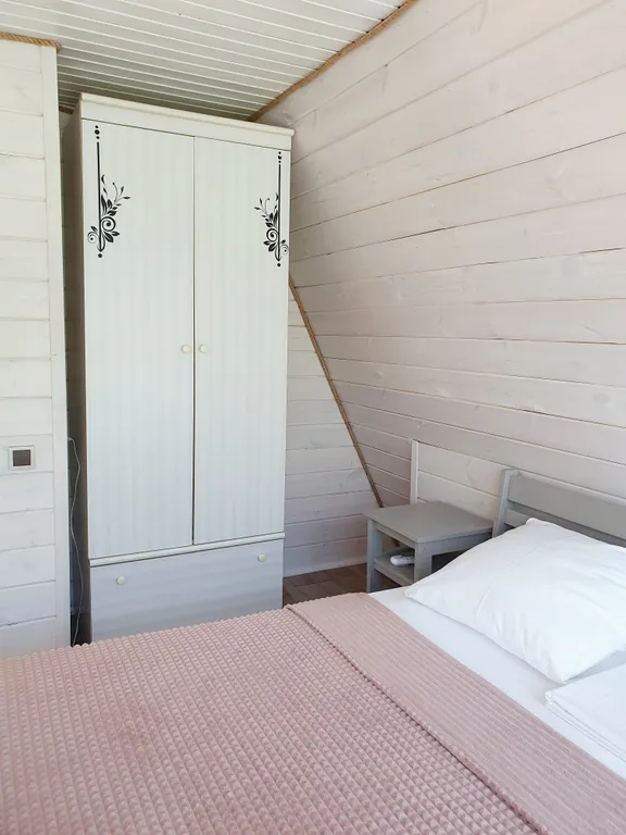 Домик в лесу А-фрейм вилладж