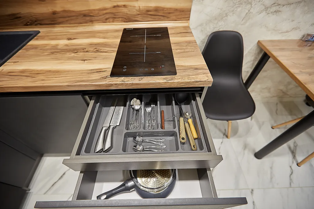 Новая студия с балконом на 14 этаже