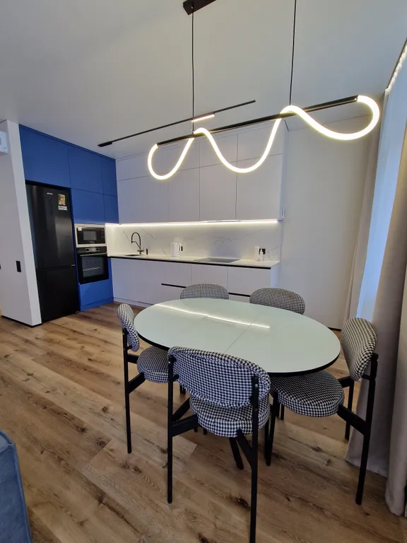 Евротрешка у моря с прекрасным видом на море