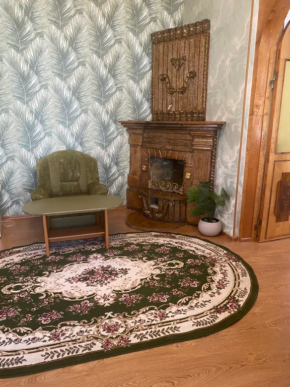 Уникальная квартира с интересным ремонтом и настоящим камином