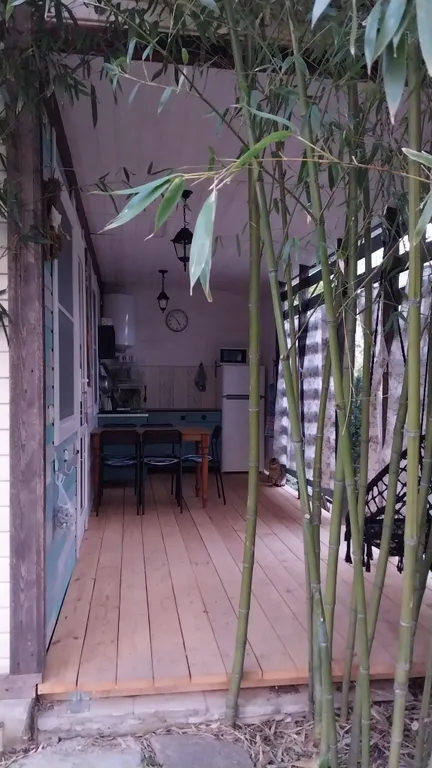 Коттедж Домик и дворик Персиковая поляна — аренда посуточно в Архипо-Осиповка