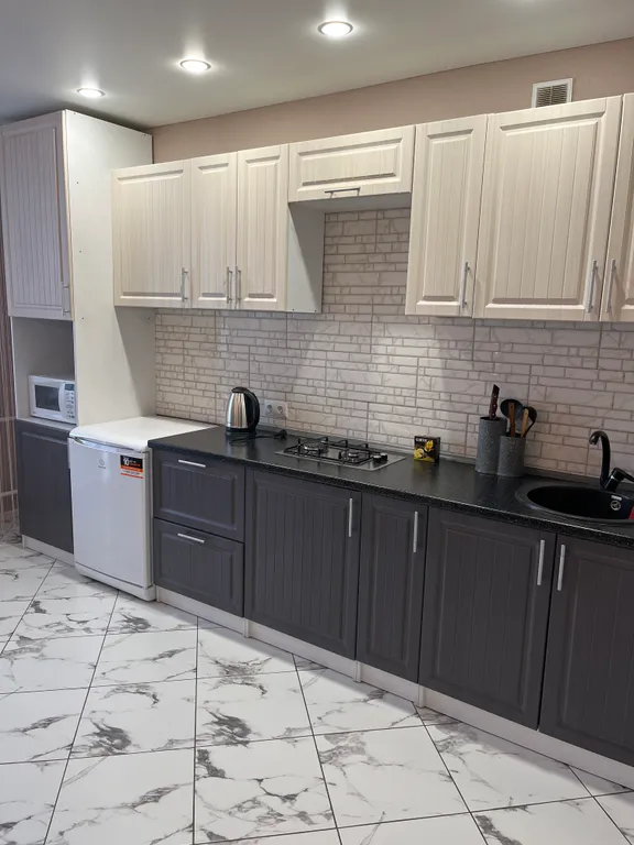 Новый дом на въезде в город