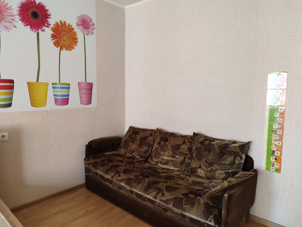 Уютная рядом с выездом на Новые территории и Крым