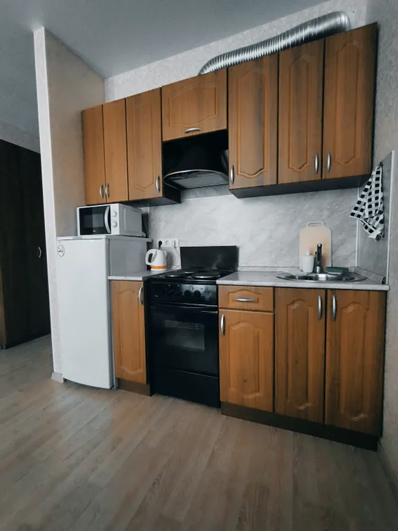 Рядом Центральный Автовокзал, Академия Единоборств