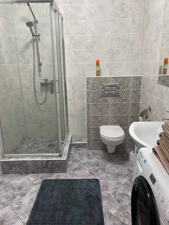 Квартира 2-комнатная Квартира — Геленджик