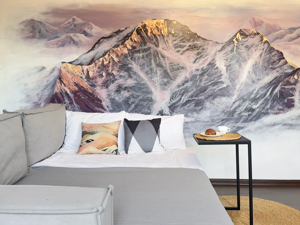 Студия с балконом в центре