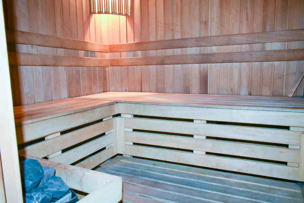 Семейный коттедж с сауной, на тихом берегу озера Воукса