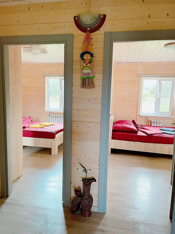 Домик с видом на лес