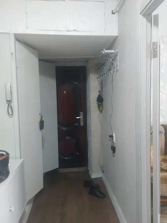 Квартира на первом этаже возле трассы