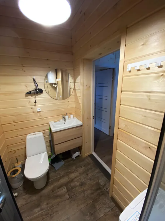 Уютный домик с панорамным видом на лес