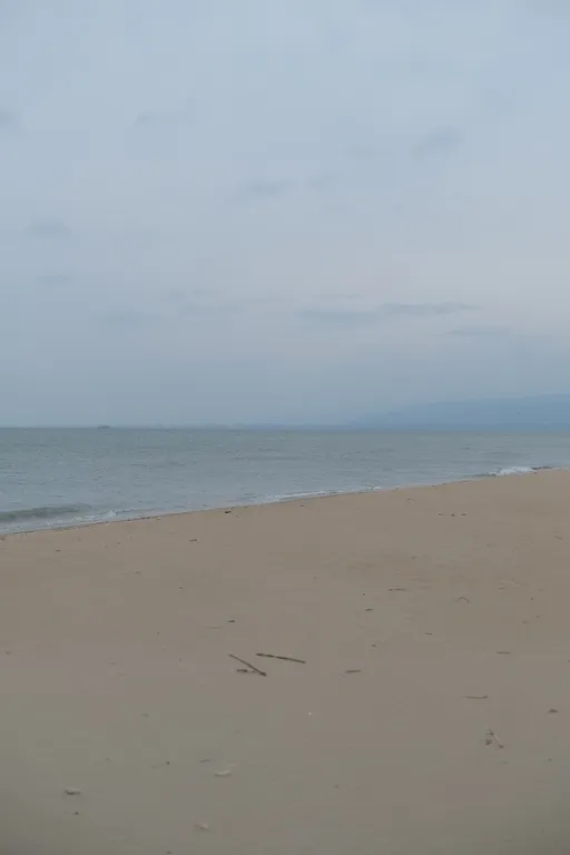 Современный дом у моря